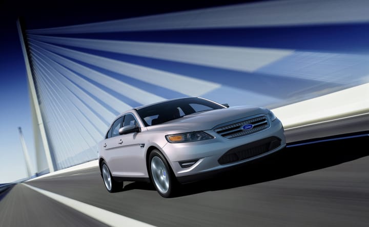 2010 Ford Taurus exterior