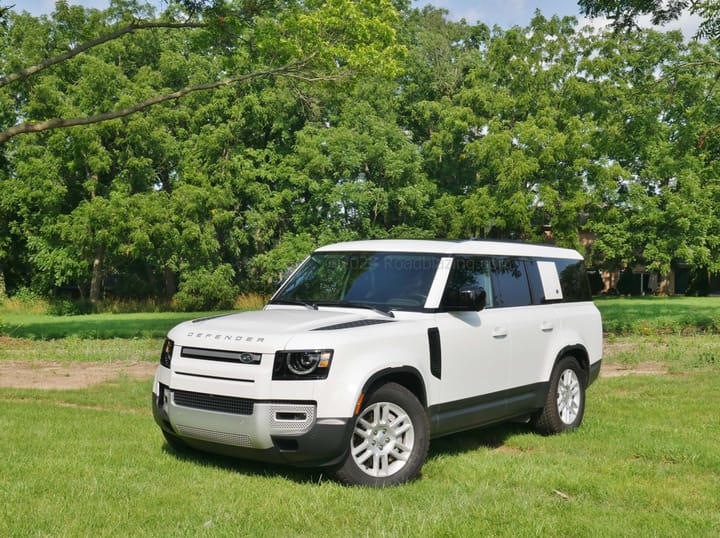 2023 Land Rover Defender 130 S 4x4 exterior