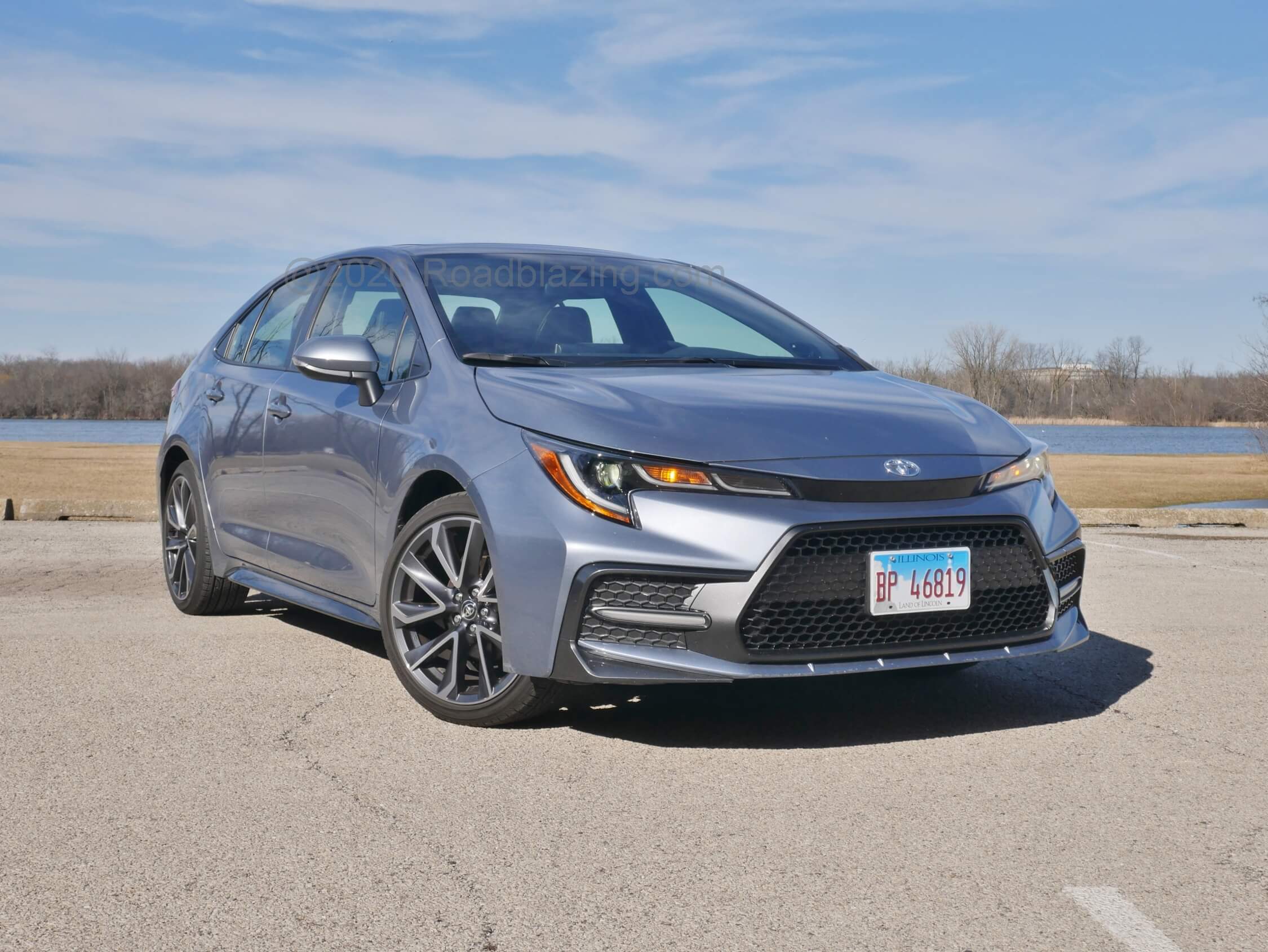 2020 Toyota Corolla XSE: Thinner boomerang LEDs, honeycomb maw and deep bottom valance with lower splitter aren't to be taken for granted.