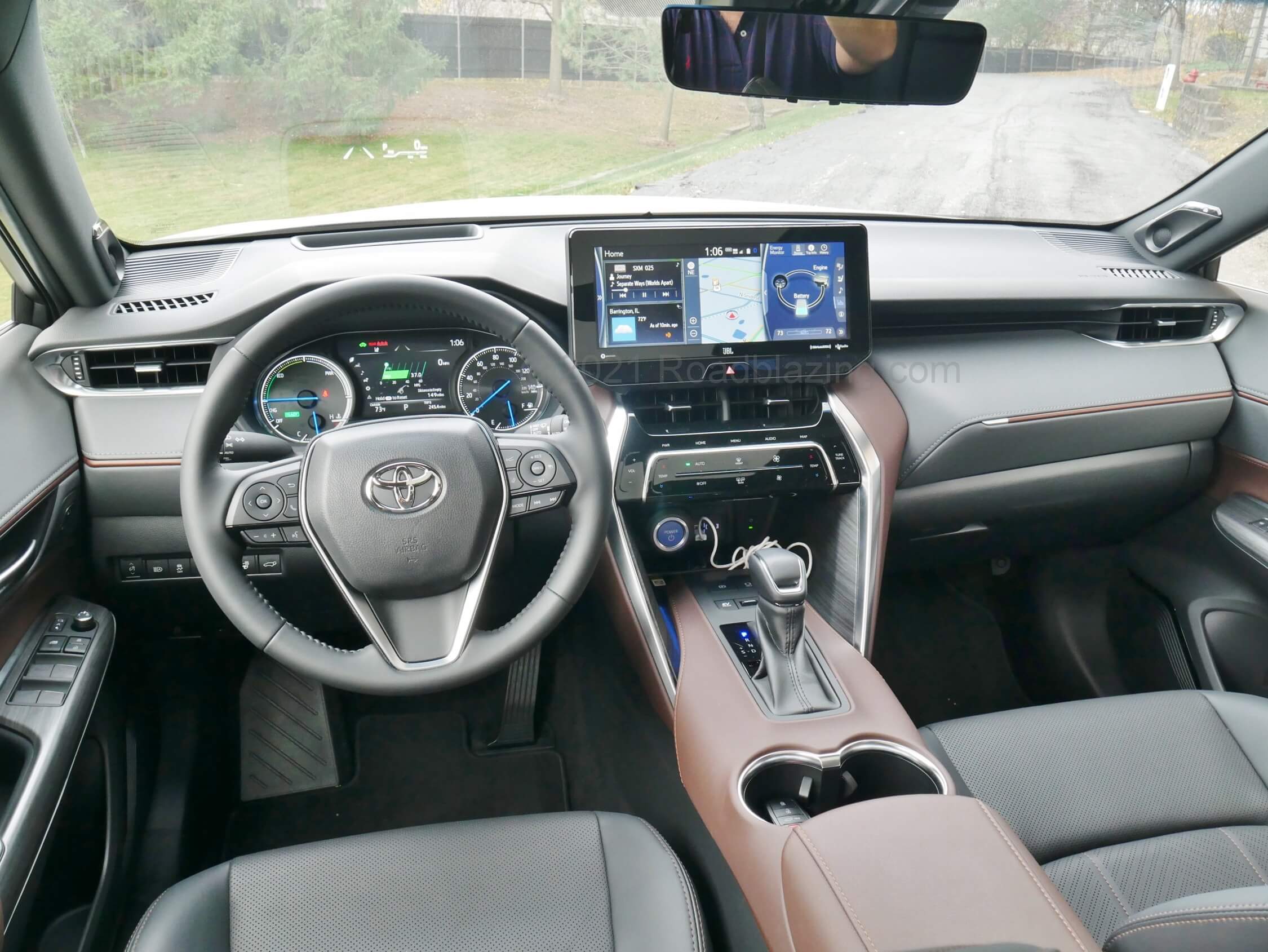 2021 Toyota Venza Hybrid Limited: instrumentation and controls